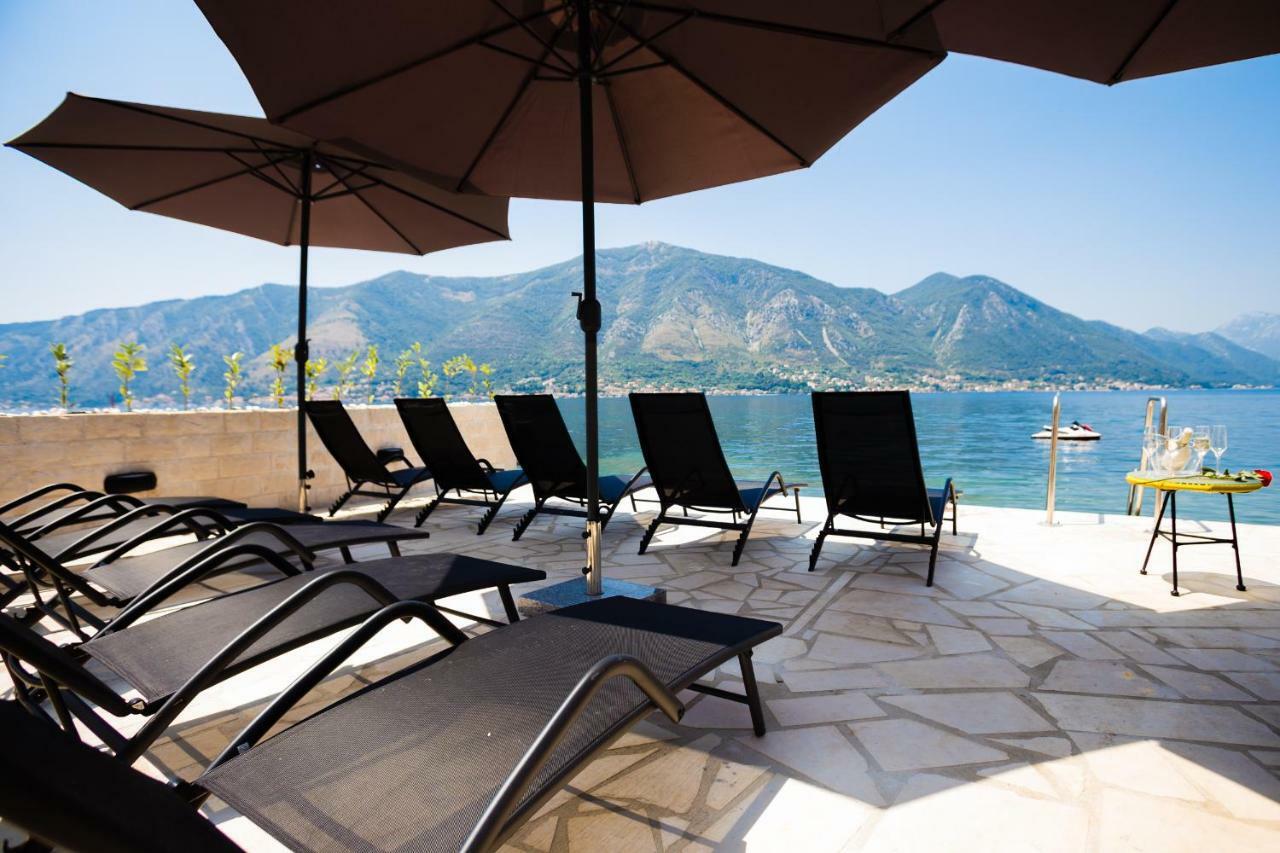 Hotel Sara Kotor Exterior photo